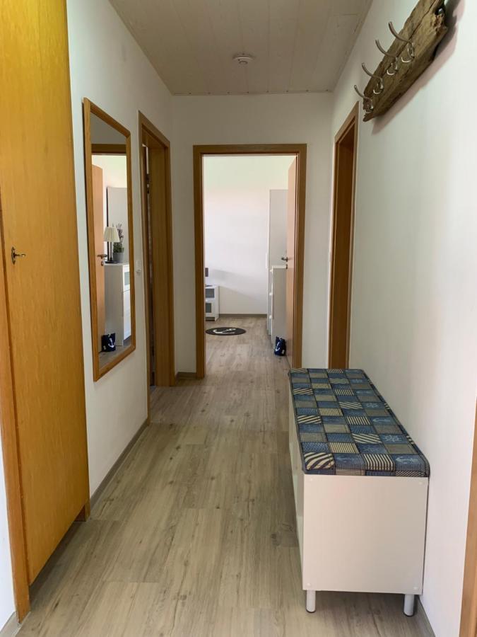 Ferienwohnung Wippsteert - 5 Sterne - Mit Balkon Und Pkw Stellplatz Emden Exterior foto